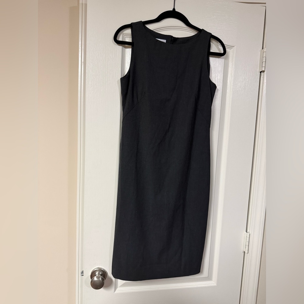 Classic Black Sleeveless Dress ❤️